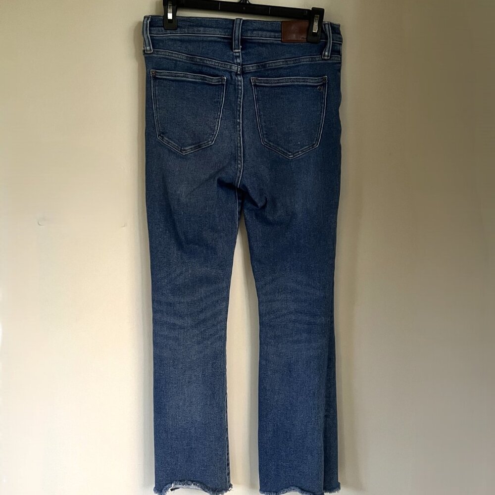 Madewell Cali Demi-Boot Jeans, Fleetwood Wash, Size 28T - Picture 4 of 10